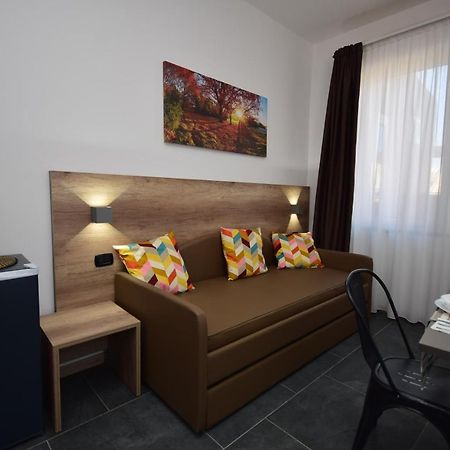 Hotel Crisvan Rimini Eksteriør bilde