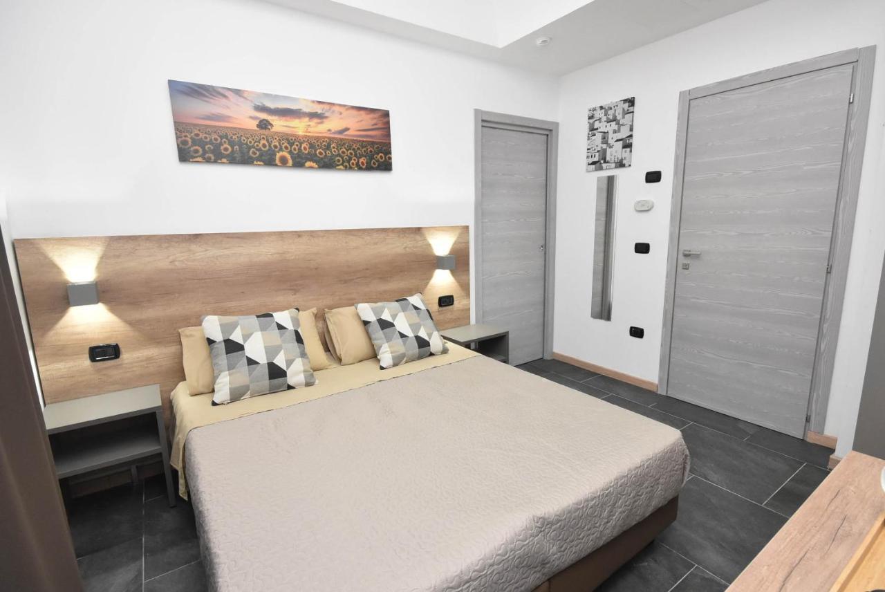 Hotel Crisvan Rimini Eksteriør bilde