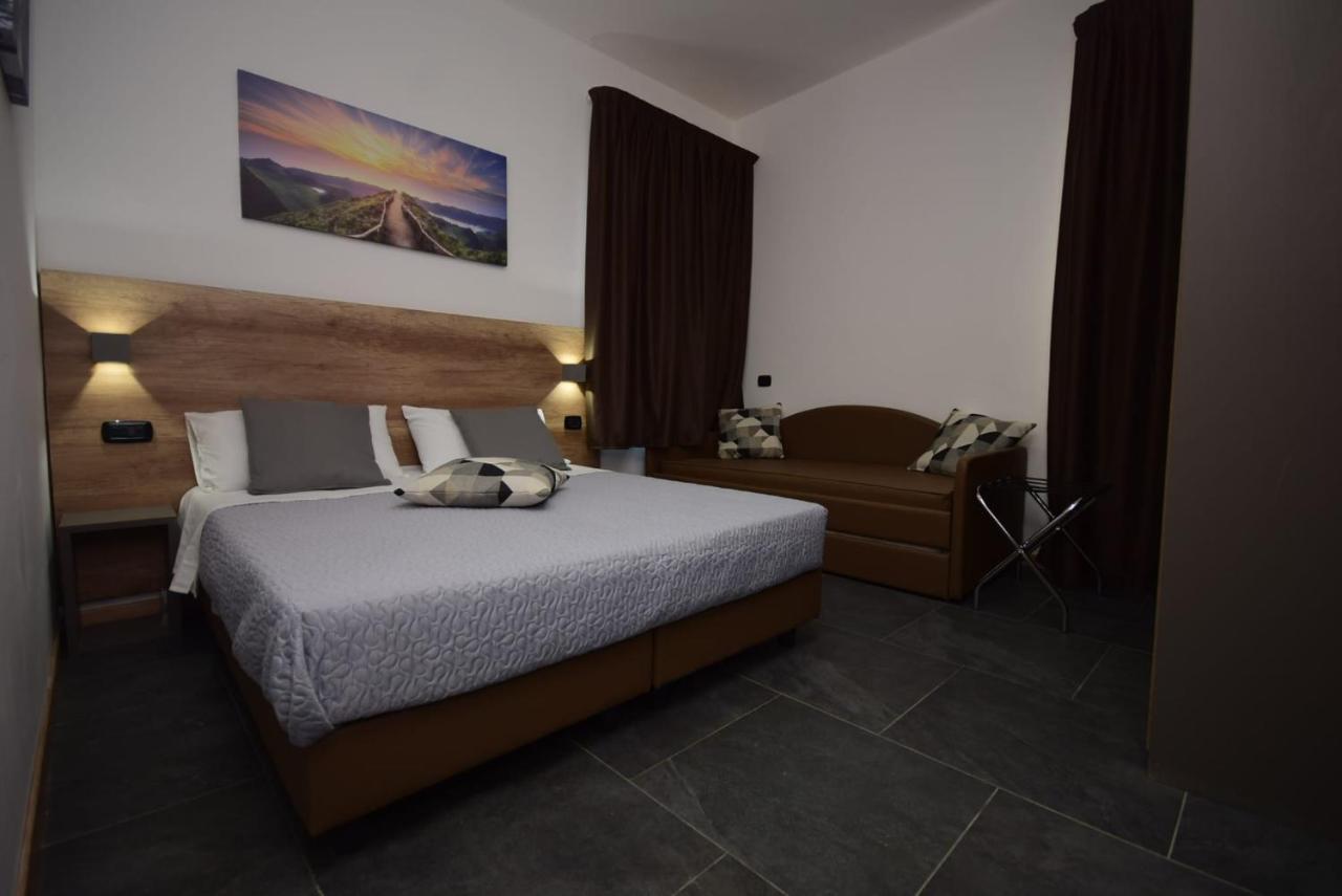 Hotel Crisvan Rimini Eksteriør bilde