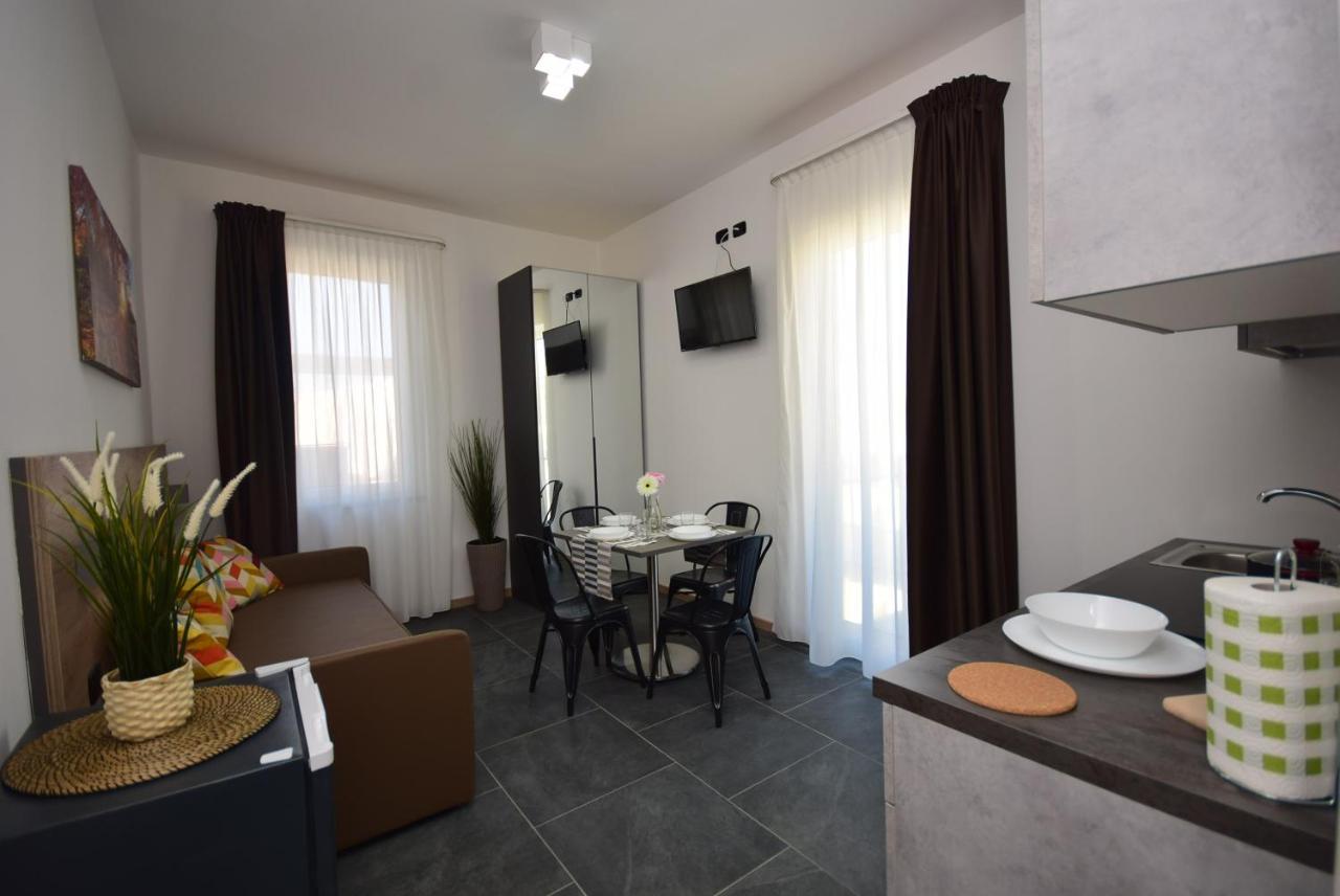 Hotel Crisvan Rimini Eksteriør bilde